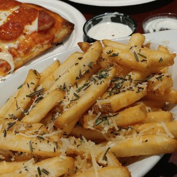 Gina's Pizza - Italian Near Me - Laguna Beach, California Gina's Pizza - Italian Near Me - Laguna Beach, California