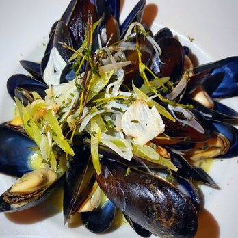 Maison Pickle - Mussels - Cocktail Bars Near Me - New York, New York Maison Pickle - Mussels - Cocktail Bars Near Me - New York, New York