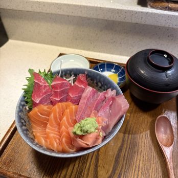Tora Japanese Restaurant - K11. Sake Maguro Hamachi Don - Japanese Near Me - Boston, Massachusetts Tora Japanese Restaurant - K11. Sake Maguro Hamachi Don - Japanese Near Me - Boston, Massachusetts
