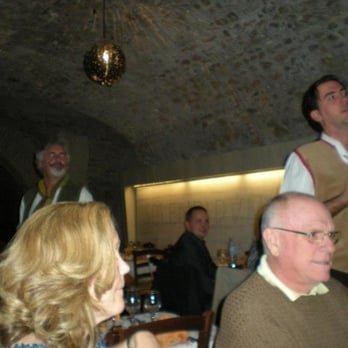 Opera - Two opera singers standing. - Italian Near Me - Rome, RM