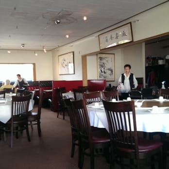 Chiang's Gourmet Restaurant - This is how the joint looks like.. I think this picture makes it better than what it really looks like. - Dim Sum Near Me - Seattle, Washington Chiang's Gourmet Restaurant - This is how the joint looks like.. I think this picture makes it better than what it really looks like. - Dim Sum Near Me - Seattle, Washington