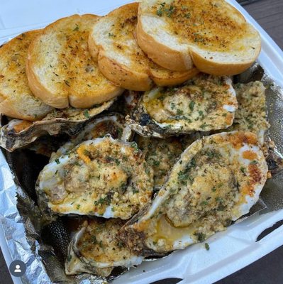 Pee-Wee's Crab Cakes on the Go of Texas by null