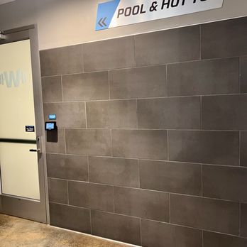 EōS Fitness - Pool area - Gyms Near Me - Kissimmee, Florida EōS Fitness - Pool area - Gyms Near Me - Kissimmee, Florida