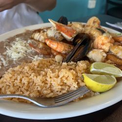 Taqueria jalos - Seafood platter