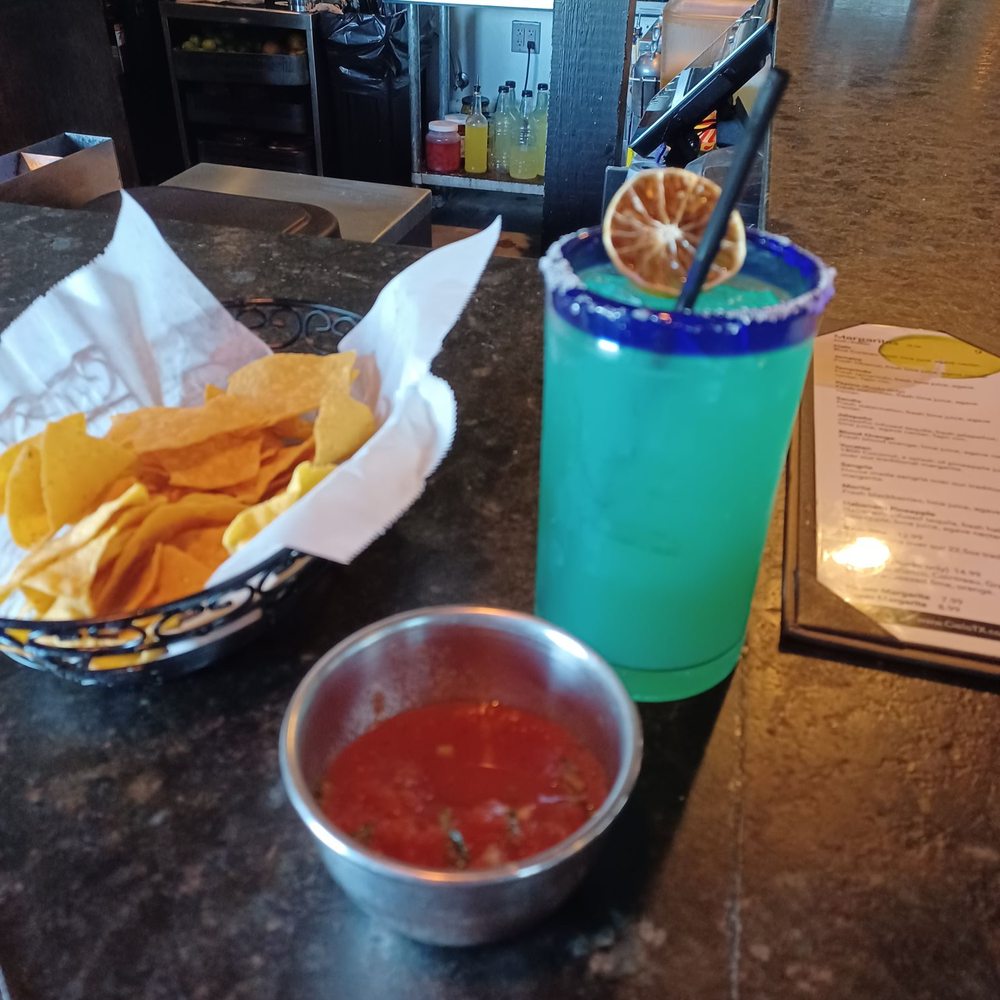CIELO Mexican Restaurant - Cielo margarita with chips and salsa at large bar - Mexican Near Me - San Angelo, Texas