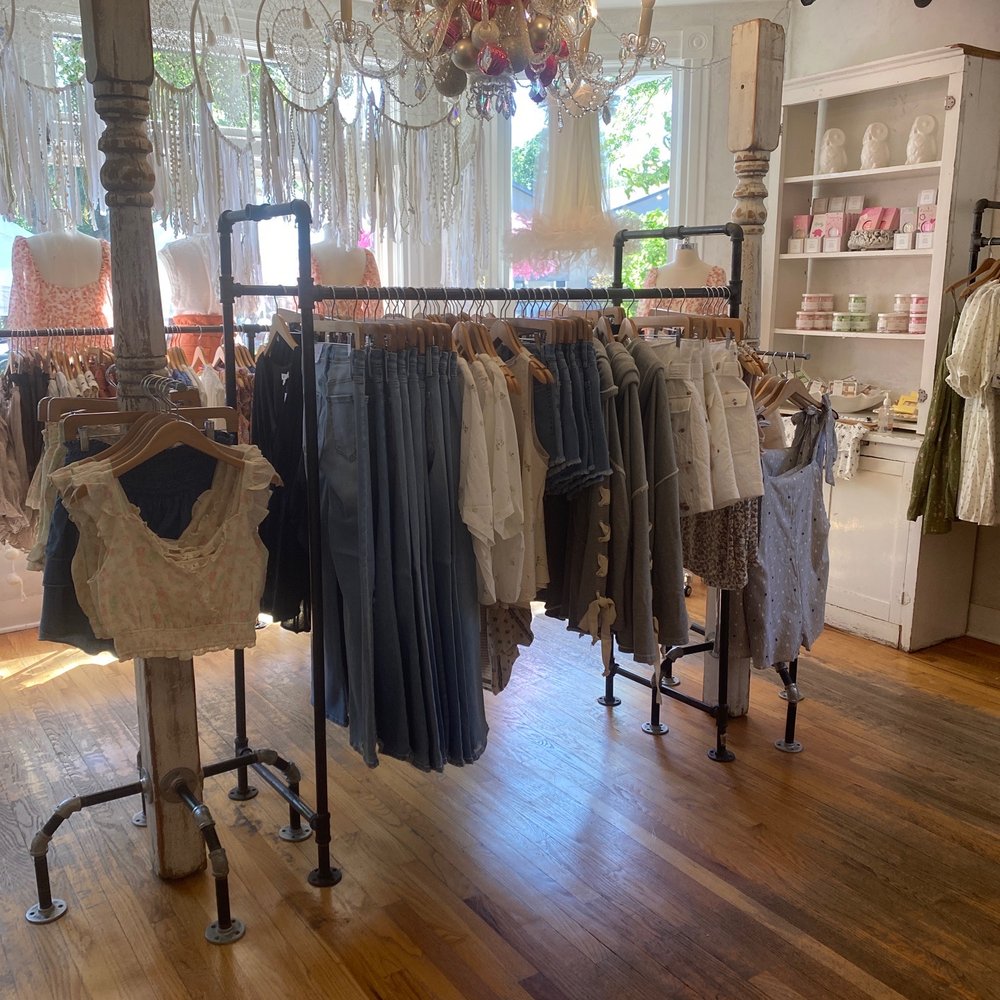 Eve's Revolution - Women's Clothing Near Me - Colorado Springs, Colorado