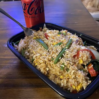 Manee Thai Cuisine IN - Spicy basil fried rice w shrimp - Thai Near Me - Indianapolis, Indiana Manee Thai Cuisine IN - Spicy basil fried rice w shrimp - Thai Near Me - Indianapolis, Indiana