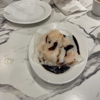 Moon Kee - Shrimp rice roll - Cantonese Near Me - New York, New York
