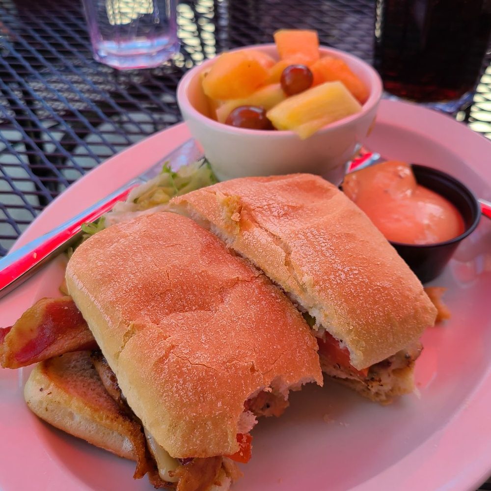 Dawsons On Main - Chicken Bacon Sandwich with fresh fruit - American Near Me - Indianapolis, Indiana