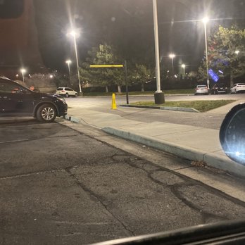 Taco Bell - driveway blocked off - Fast Food Near Me - Draper, Utah