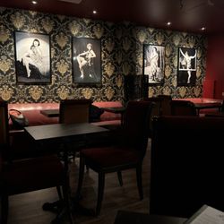 The Flapper Lounge - Seating
