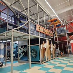 Zebra World Indoor Kids Playground - One of many courses