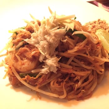 Busaba Soho - pad Thai - Thai Near Me - Soho, XGL Busaba Soho - pad Thai - Thai Near Me - Soho, XGL