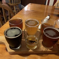 Battle Hill Brewing Company - Great Flight!
