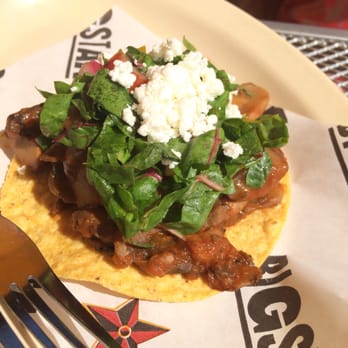 Big Star - Tostada de Hongas - Mexican Near Me - Chicago, Illinois