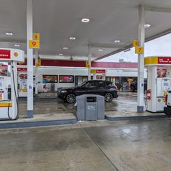 Pops Mart - Pops Mart / Grand Central I-77, Winnsboro