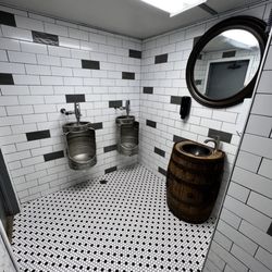 Nig's Bar - Clean, new men's room