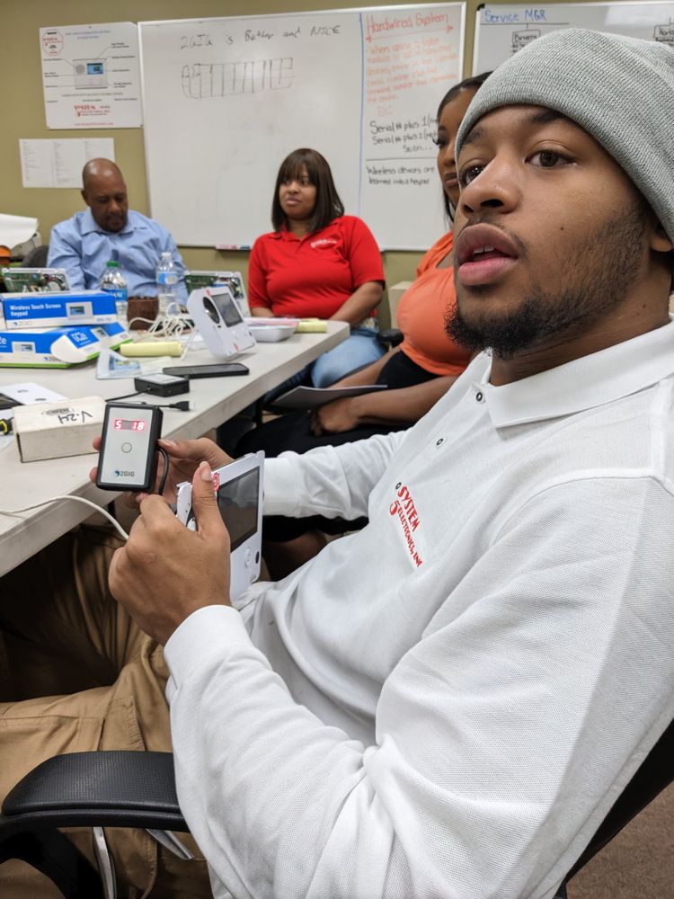 SYSTEM 5 ELECTRONICS Updated September 2024 10 Photos & 17 Reviews 2820 Campbellton Rd