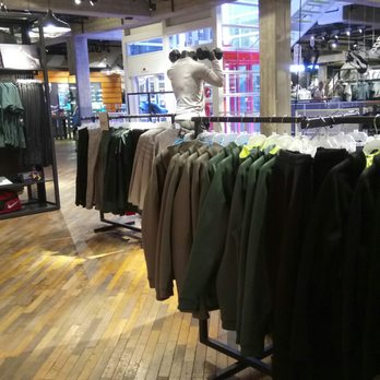 Nike Store - Berlin - Mehr Kraftsport - Sports Wear Near Me - Berlin, BE