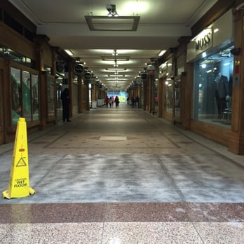 Royal Exchange Arcade - Shopping Centers Near Me - Manchester, XGM
