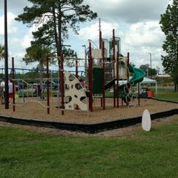 Kings Ferry Boat Ramp - Playground area.