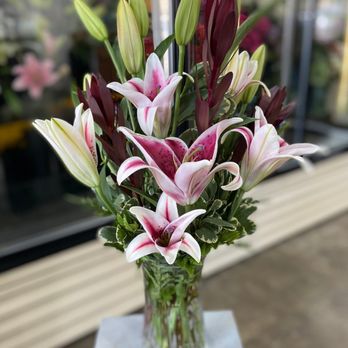 Herndon Florist - Floral Designers Near Me - Reston, Virginia Herndon Florist - Floral Designers Near Me - Reston, Virginia