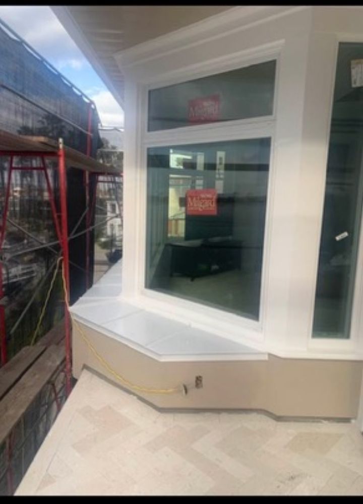 Slide of Handy Roof Solutions