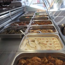 Chez Jean - Petit aperçu de leurs assortiments de mezzes chauds et froids