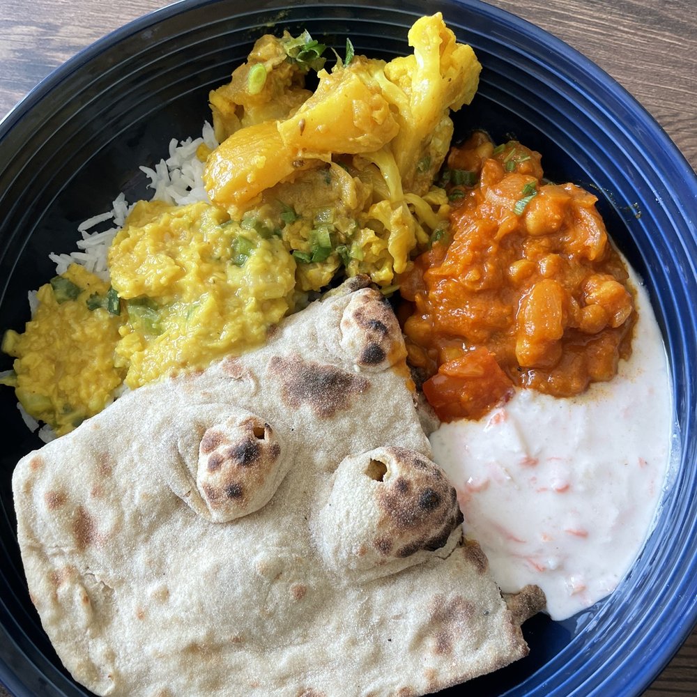 India Palace - Dal tarka, aloo gobi, Chana masala, rice, tandoori roti and raita - Indian Near Me - El Paso, Texas India Palace - Dal tarka, aloo gobi, Chana masala, rice, tandoori roti and raita - Indian Near Me - El Paso, Texas