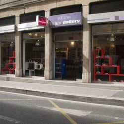 Shoez Gallery