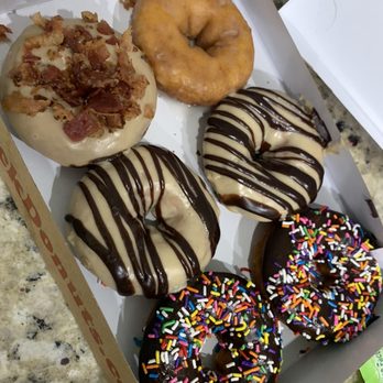 Duck Donuts - Coffee & Tea Near Me - Pfluegerville, Texas Duck Donuts - Coffee & Tea Near Me - Pfluegerville, Texas