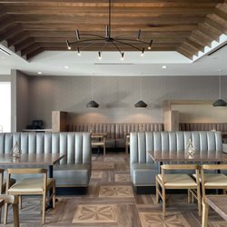 The Restaurant at Paris Landing