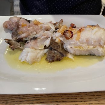 Sagardi en Euskal Etxea - Fish with garlic and olive oil - Basque Near Me - Madrid, M Sagardi en Euskal Etxea - Fish with garlic and olive oil - Basque Near Me - Madrid, M