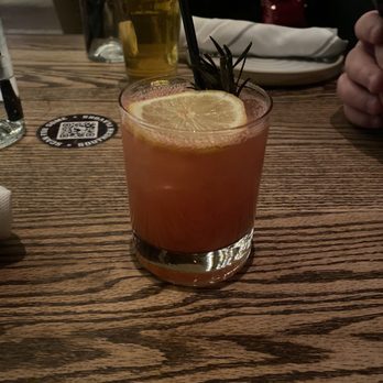 Yardbird - Watermelon sling - Southern Near Me - Las Vegas, Nevada
