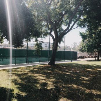 Roxbury  Park Community Center - Leave your Wii at home, IRL tennis courts at Roxbury!! - Community Centers Near Me - Beverly Hills, California