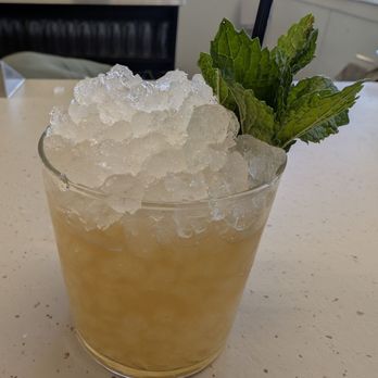 Superette - Smash cockail - bourbon, lemon, mint - Wine Bars Near Me - Philadelphia, Pennsylvania
