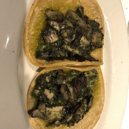 Tacos con Portobello (for $10.49 - not worth it) Tacos con Portobello (for $10.49 - not worth it)