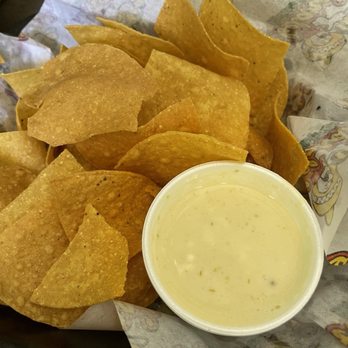 Abelardo’s Mexican Fresh - Chips with Queso - Mexican Near Me - Overland Park, Kansas Abelardo’s Mexican Fresh - Chips with Queso - Mexican Near Me - Overland Park, Kansas