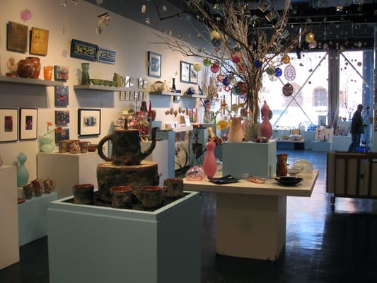 Detroit Artists Market by null