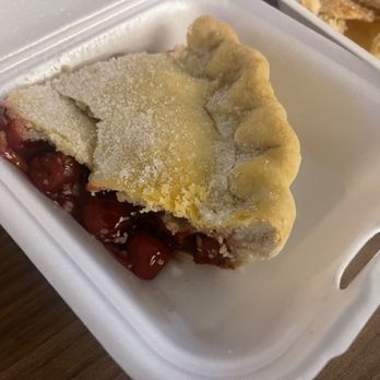 Oasis Restaurant & Motel - Cherry pie. - American Near Me - Raton, New Mexico