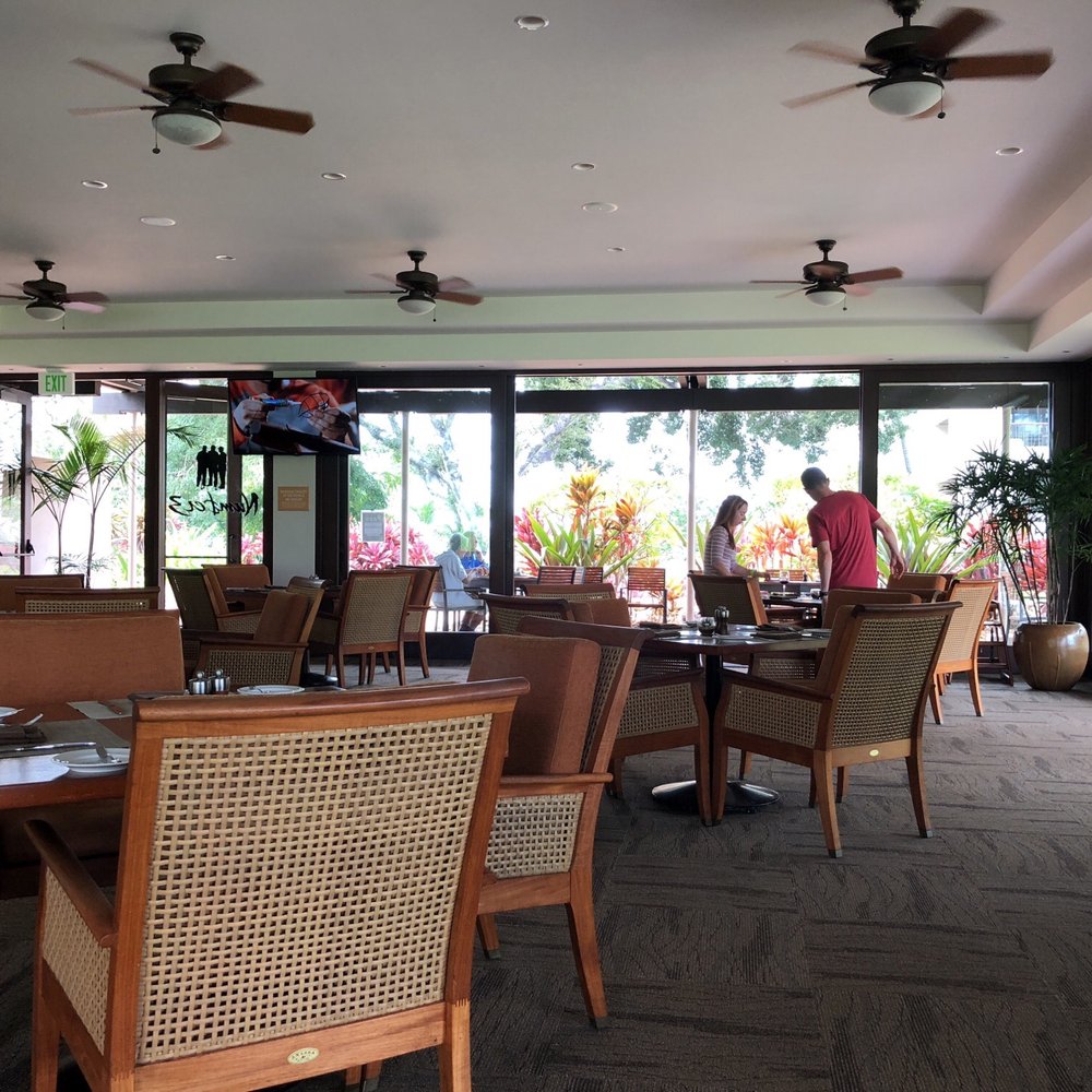 Casual golf atmosphere