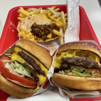 In-N-Out Burger - Double double with animal style fries - Fast Food Near Me - Milpitas, California In-N-Out Burger - Double double with animal style fries - Fast Food Near Me - Milpitas, California