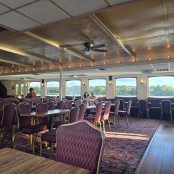 Southern Belle Riverboat - Tours Near Me - Chattanooga, Tennessee