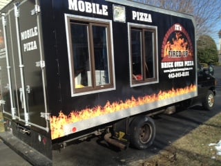 JZ's Brick Oven Pizza Logo