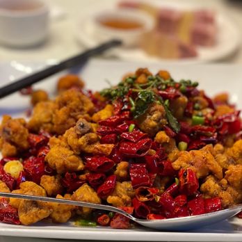Shanghailander Palace - 201. Shanghai Style Chicken - Shanghainese Near Me - Arcadia, California Shanghailander Palace - 201. Shanghai Style Chicken - Shanghainese Near Me - Arcadia, California