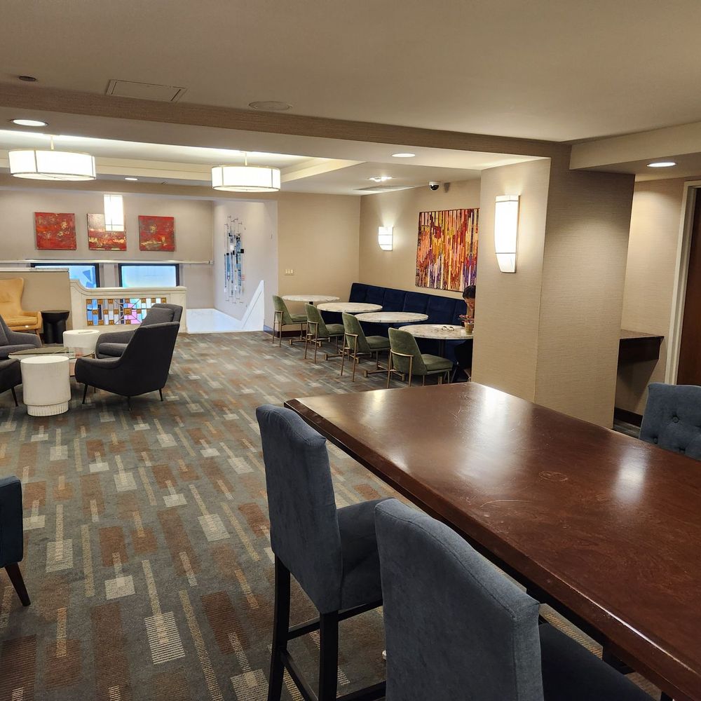 River Hotel - 2nd floor area - Hotels Near Me - Chicago, Illinois River Hotel - 2nd floor area - Hotels Near Me - Chicago, Illinois