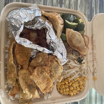 Gina's Kapolei - Spicy pork/meat jun combo - Barbeque Near Me - Kapolei, Hawaii