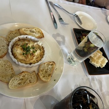 Skates On The Bay - Seafood Near Me - Berkeley, California