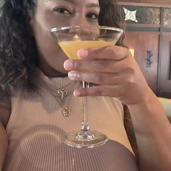 Bar Louie - Music Factory - Me getting tipsy - Bars Near Me - Irving, Texas