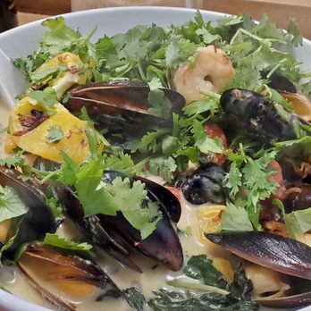 Noodlezip - Curry seafood is to die for! - Noodles Near Me - Bismarck, North Dakota